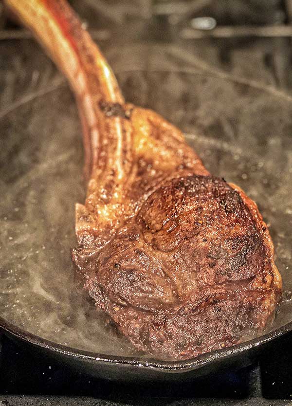 reverse sear steak using a cast iron pan