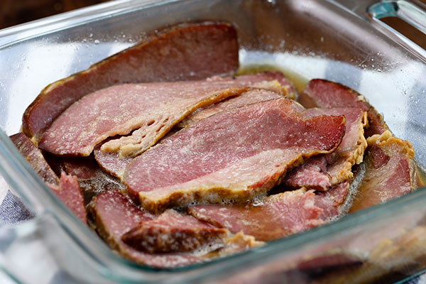 warm corned beef for reuben sandwich