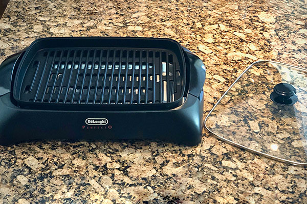 DeLonghi Grill and Griddle 2-in-1 + Reviews, Crate & Barrel