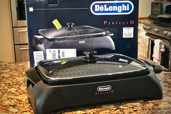 DeLonghi Grill and Griddle 2-in-1 + Reviews, Crate & Barrel