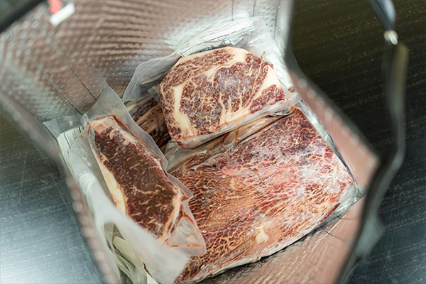 Wodagyu meat order packaged in box