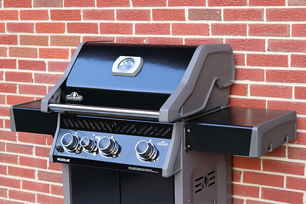 Brutal butik kapre Napoleon Rogue Grill Review - Grill Product Reviews - Grillseeker