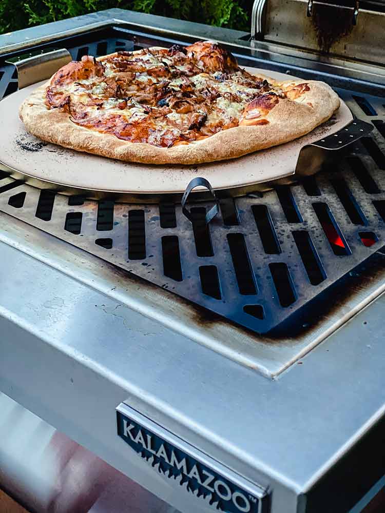 Grilled Pizza (Using Grilling Pizza Pan) Recipe 