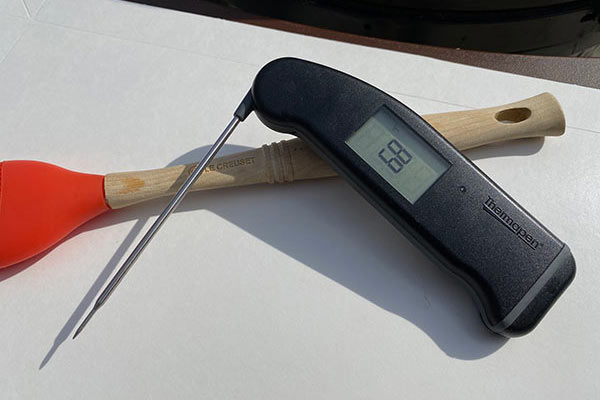 ThermoWorks Thermapen MK4 with extended probe