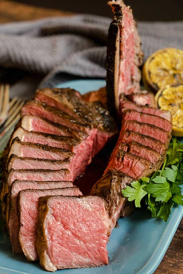 Dry Brined steak sliced and ready to serve