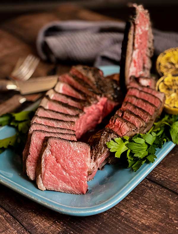 Dry Brined steak sliced and ready to serve