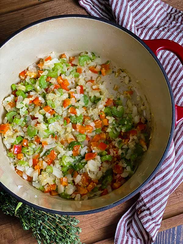 Sautéing vegetables for spicy low country boil