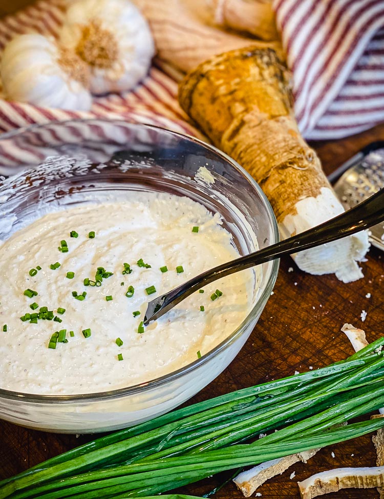 image of horseradish sauce in a bowl with chives