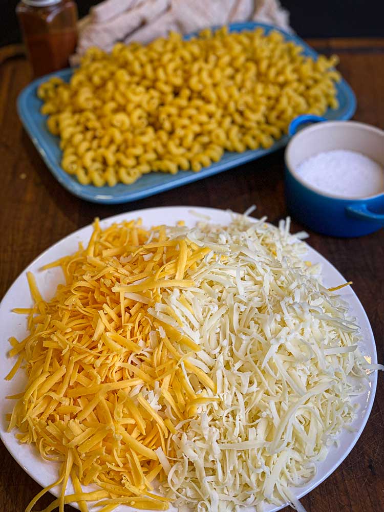 Shreded cheddar and Gruyère cheeses