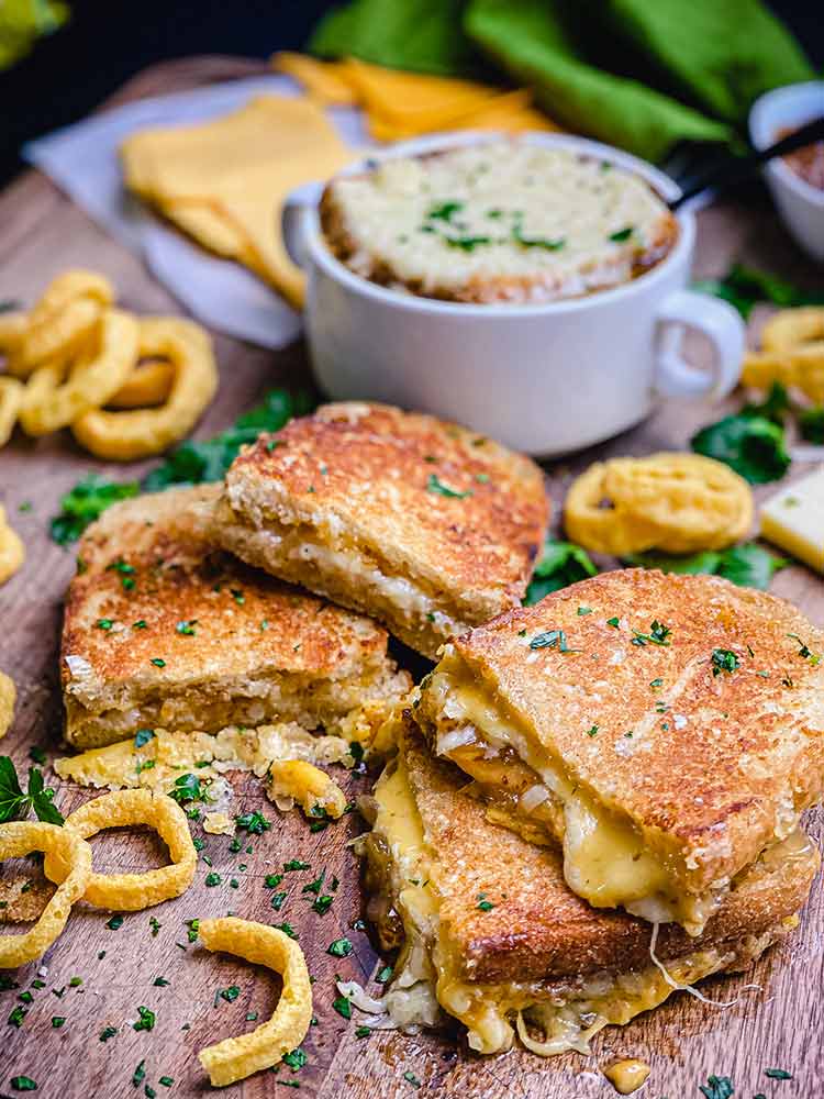 grilled cheese with four cheeses and hearty bread for perfect lunch