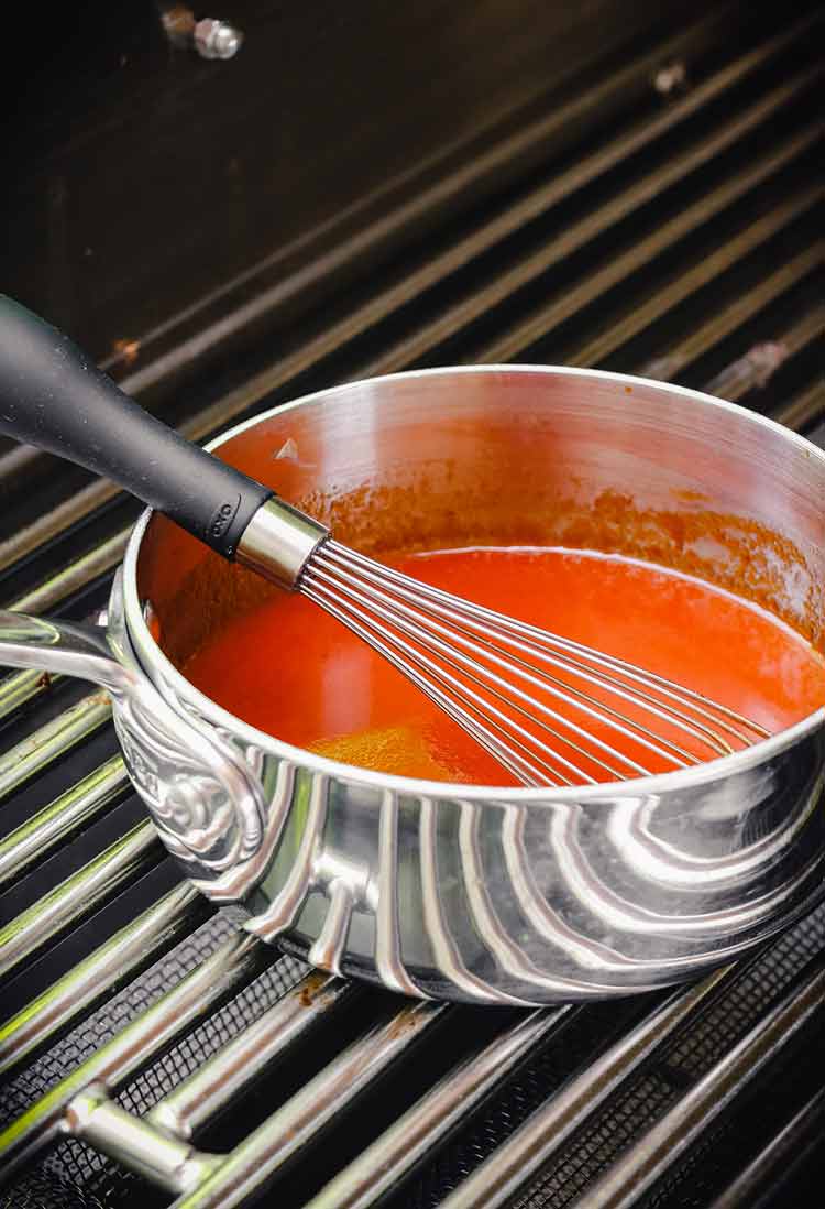 making glaze on a grill 