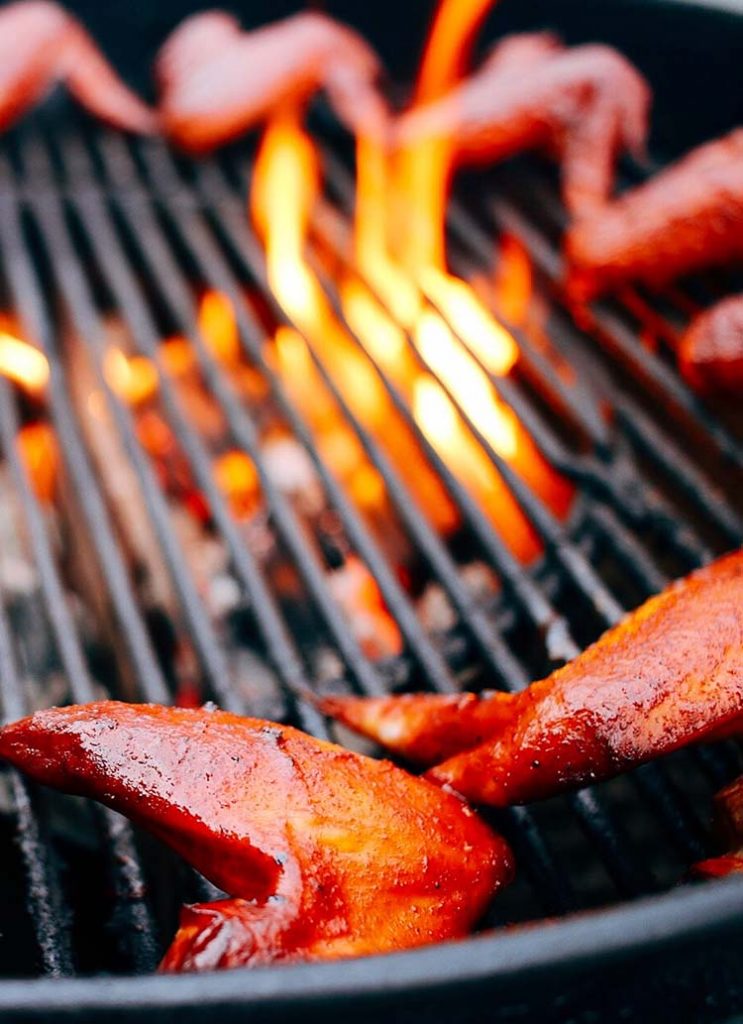 buffalo wings on the grill