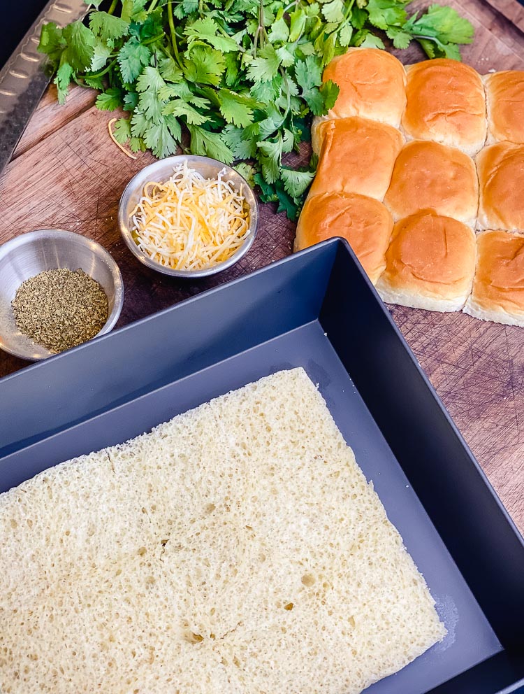 bread slicing for chicken enchilada sliders recipe