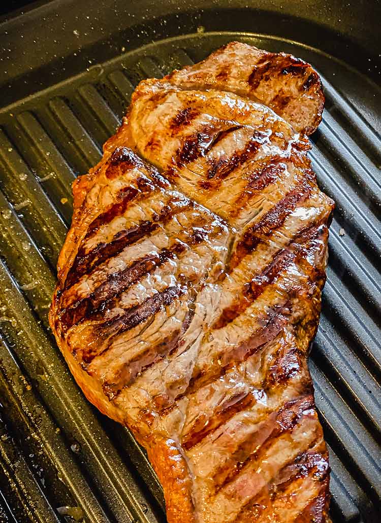 grill marks on steak 