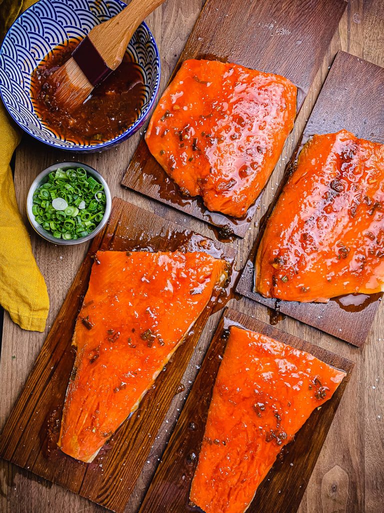 plank salmon glazed with honey sriracha sauce