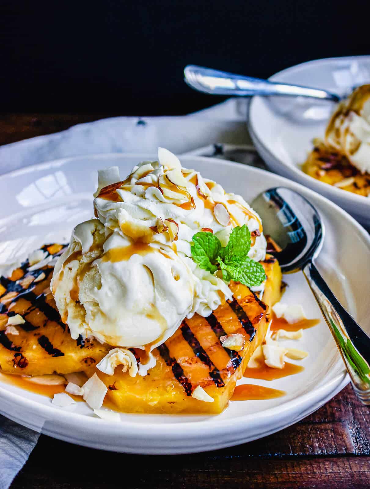 Grilled Pineapple With Ice Cream & Toasted Coconut Grillseeker