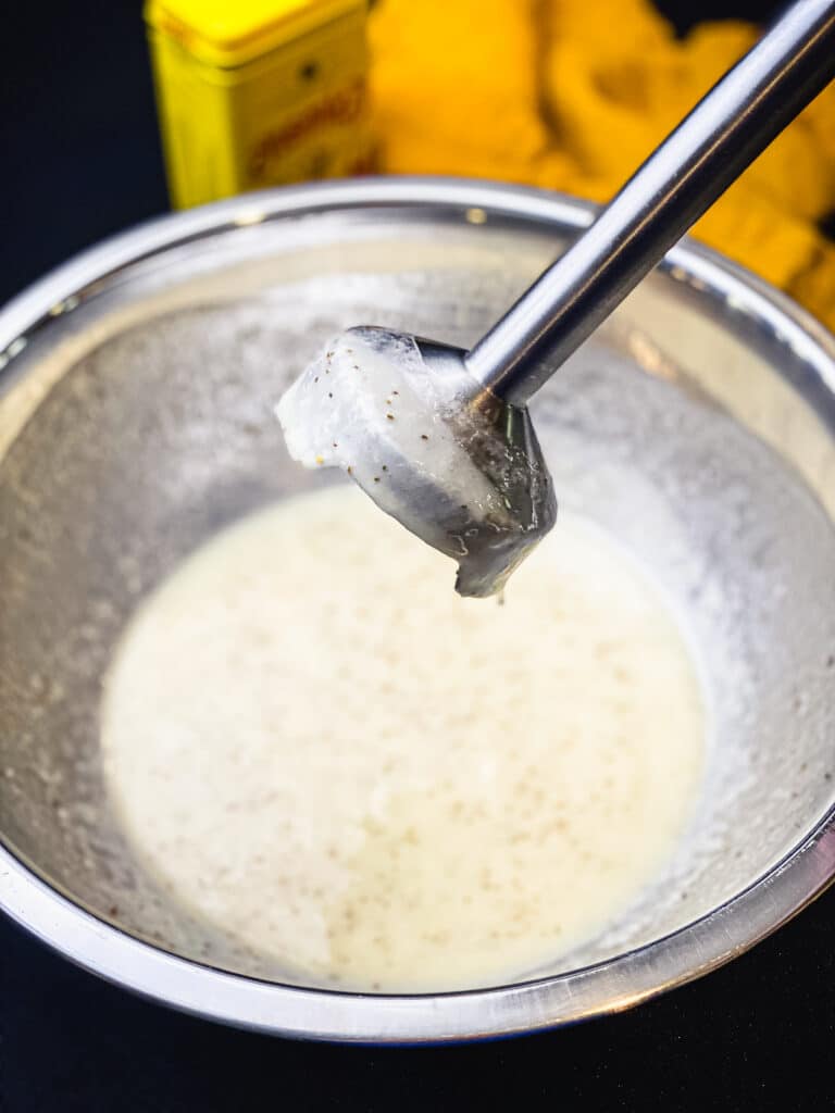 bowl of no mayo coleslaw dressing 